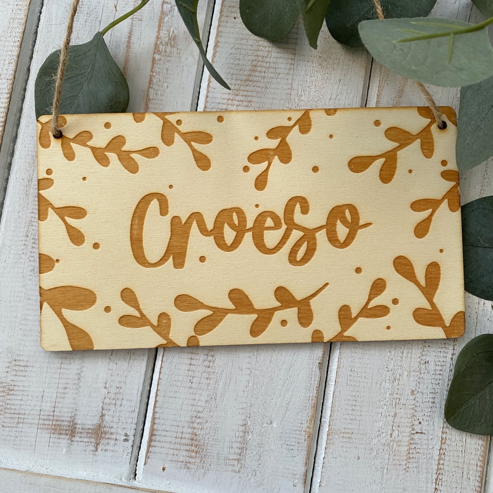 Croeso Wooden Hanging Decoration