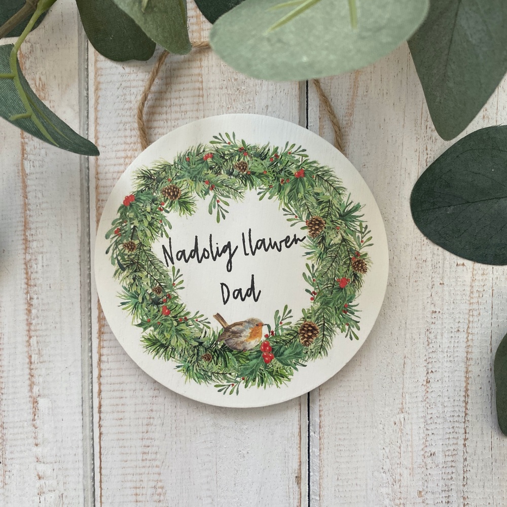 Nadolig Llawen Dad Wooden Decoration - Robin Wreath