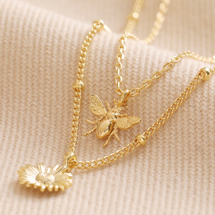 Bee & Daisy Necklace set in Gold