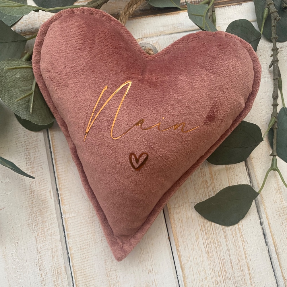 Addurn Nain Calon Pinc a Rose Gold | Welsh Gran Pink & Rose Gold Plush Heart Decoration