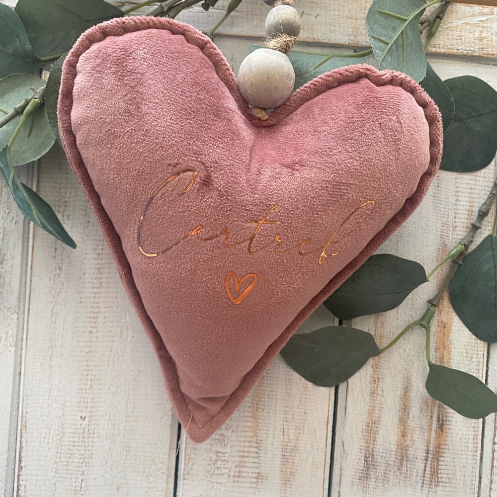 Addurn Cartref Calon Pinc a Rose Gold | Welsh Home Pink & Rose Gold Plush Heart Decoration