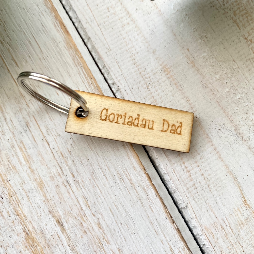Cylch Goriadau Dad Pren | Welsh Dad's Keys Wooden Keyring