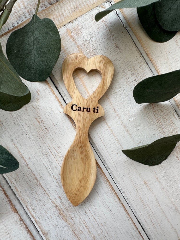 Llwy Caru Caru ti Pren | Welsh Wooden Love Spoon