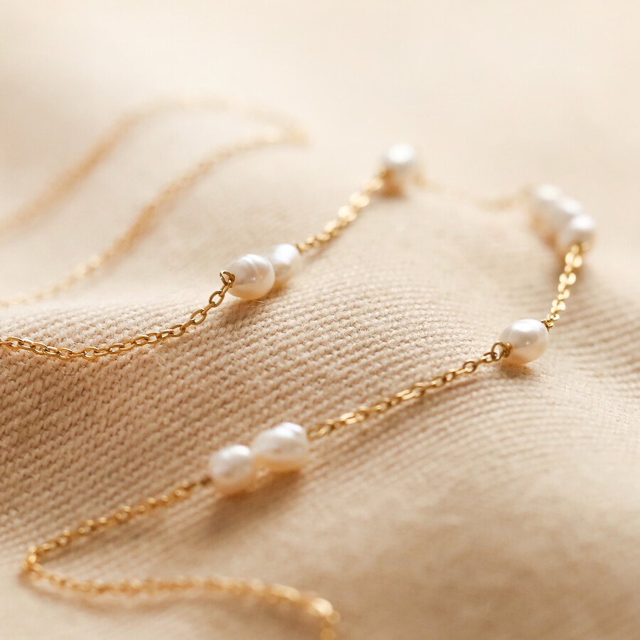 Gold and Pearl Necklace