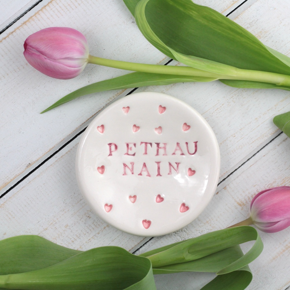Dysgl Pethau Nain Cerameg Pinc | Nan's Things Welsh  Ceramic Jewellery Dish Pink
