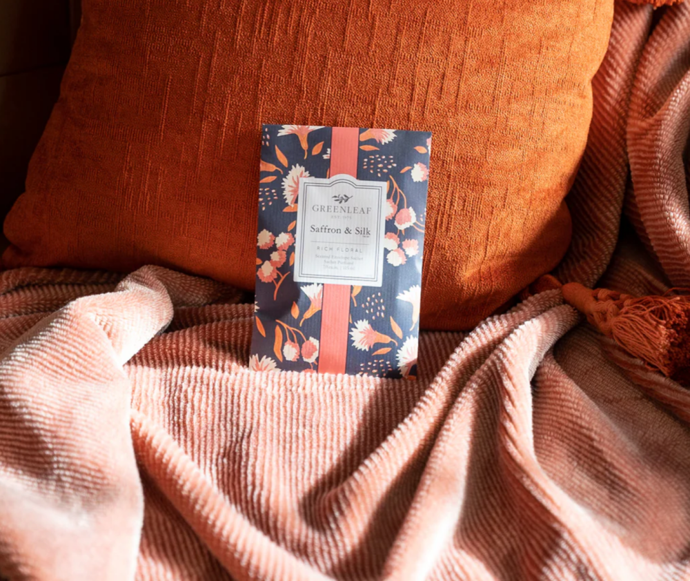 Saffron & Silk Scent Sachet | Greenleaf