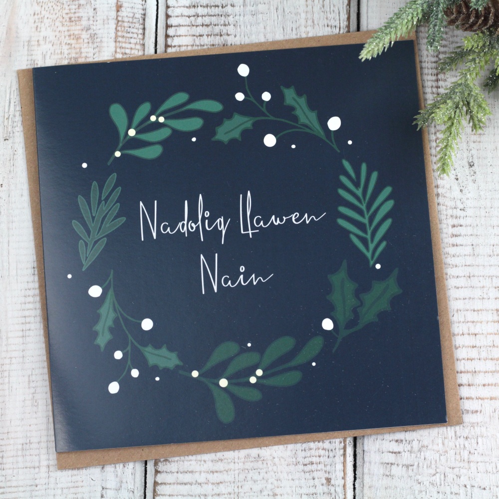 Cerdyn Nadolig Llawen Nain | Welsh Merry Christmas Grandma Bold Sprig Wreath Card