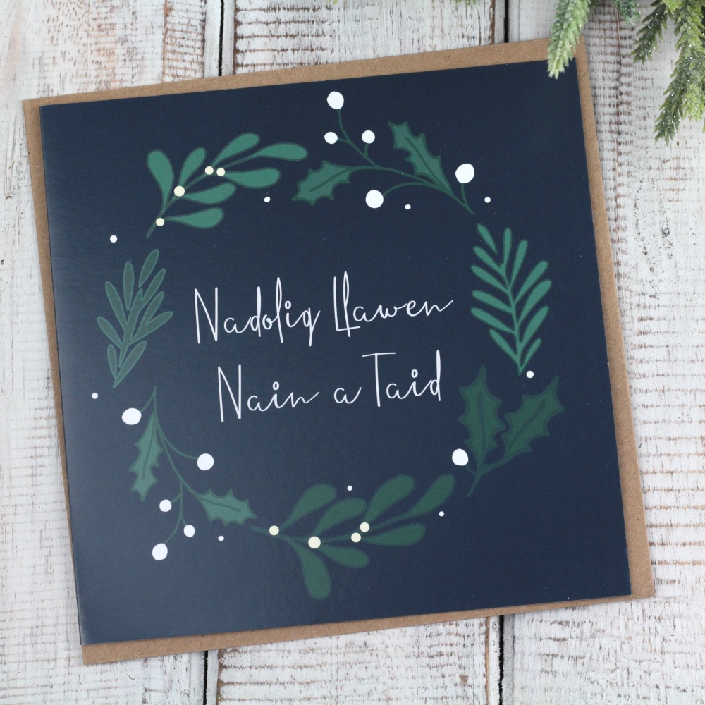 Cerdyn Nadolig Llawen Nain a Taid | Welsh Merry Christmas Grandad and Grandma Family Sprig Wreath Card