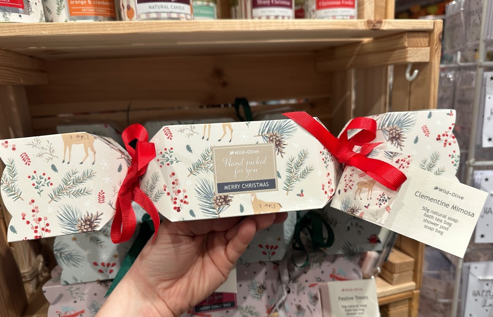 Clementine Mimosa Bath & Shower Cracker Gift Set | Wild Olive