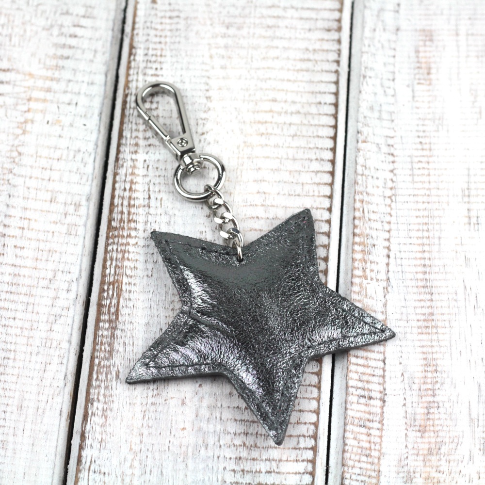 Silver/Pewter Leather Star Keyring/Bag Charm