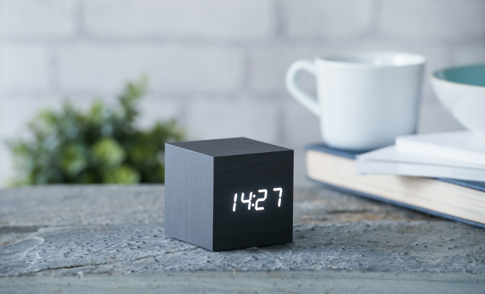 Cube Click Clock Black | Gingko