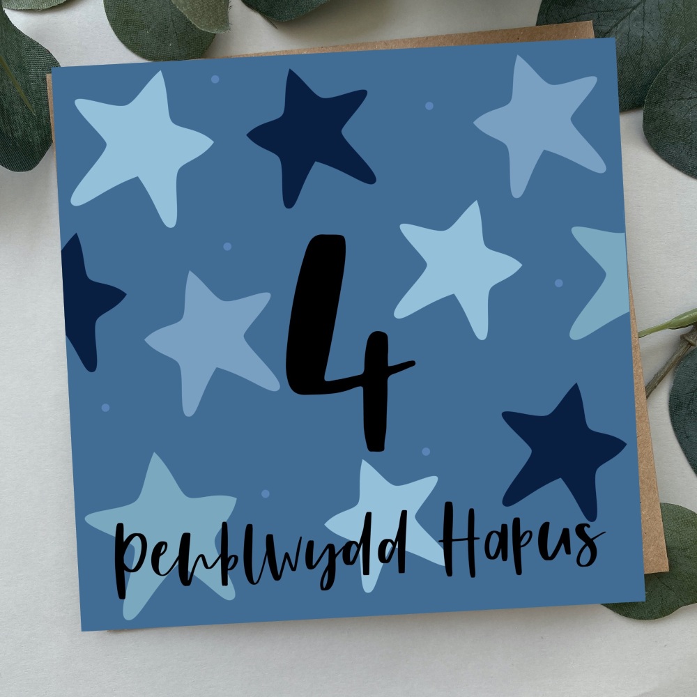 Cerdyn Penblwydd Hapus 4 Serennog | Welsh Happy Birthday 4 Card Blue Bold Stars