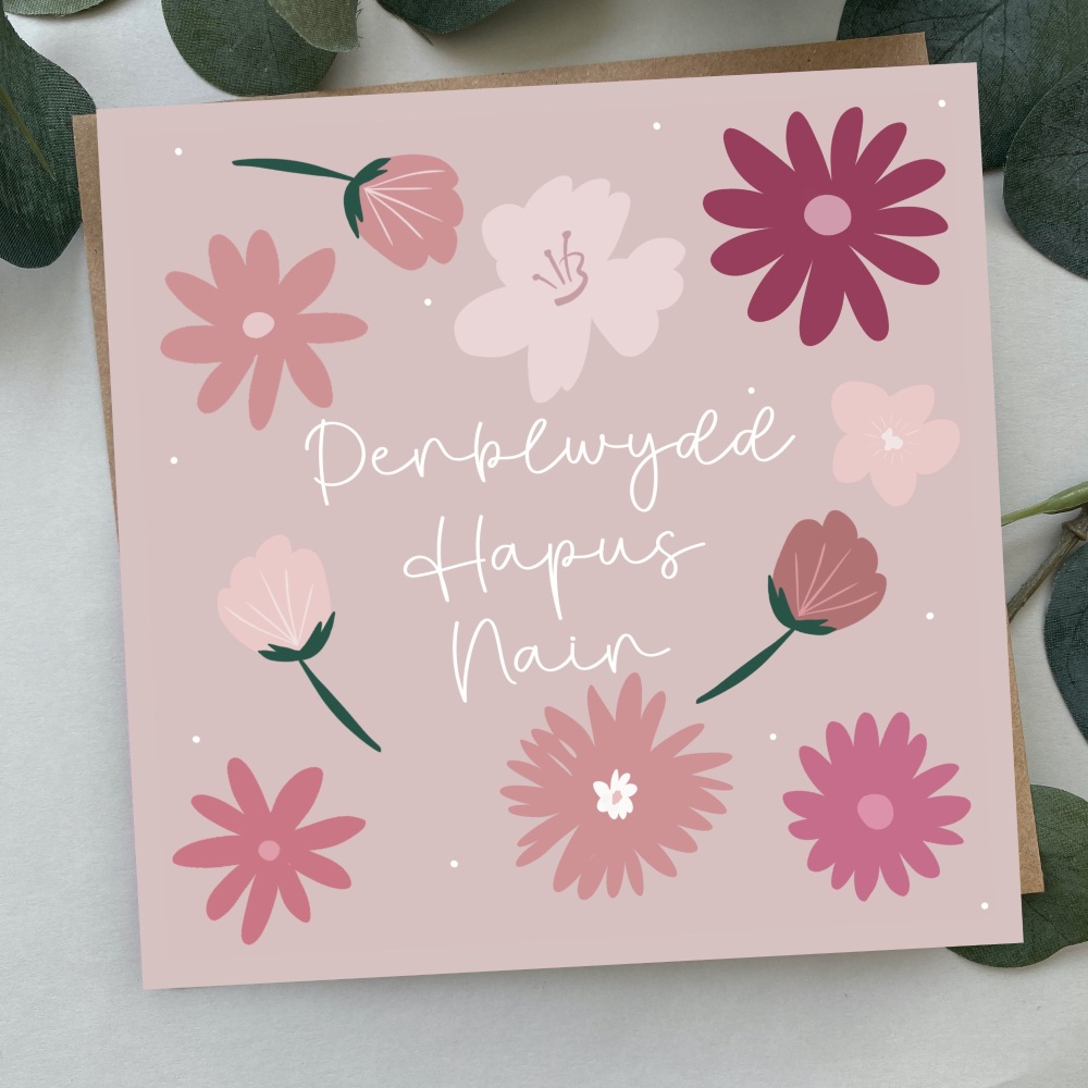 Cerdyn Penblwydd Hapus Nain Blodeuog | Welsh Happy Birthday Grandma Card Bold Flowers
