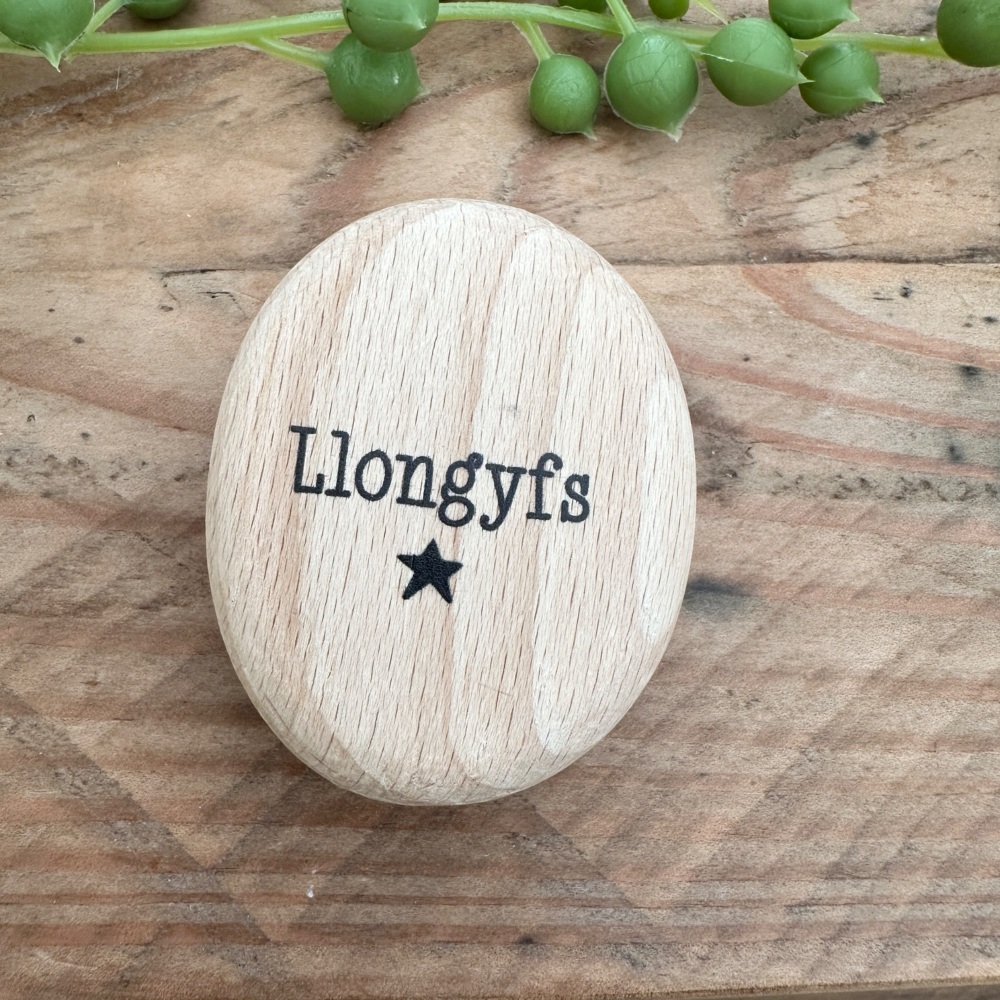 Tocyn Pren Llongyfs | Wooden Congratulations Token Gift