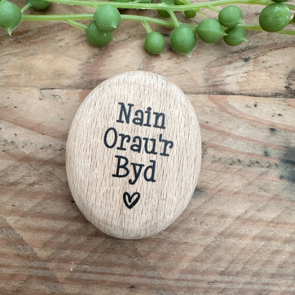 Tocyn Pren Nain Orau'r Byd | Wooden Best Nan in the World Token Gift