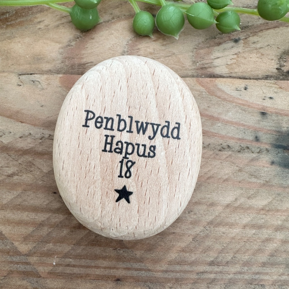 Tocyn Pren Penblwydd Hapus 18 | Wooden Happy Birthday 18 Token Gift