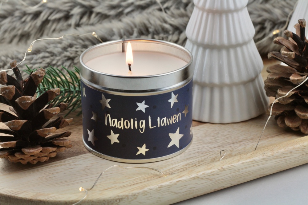 Cannwyll Nadolig Llawen Darluniad Serennog Arian | Welsh Merry Christmas Silver Starry Tin Candle