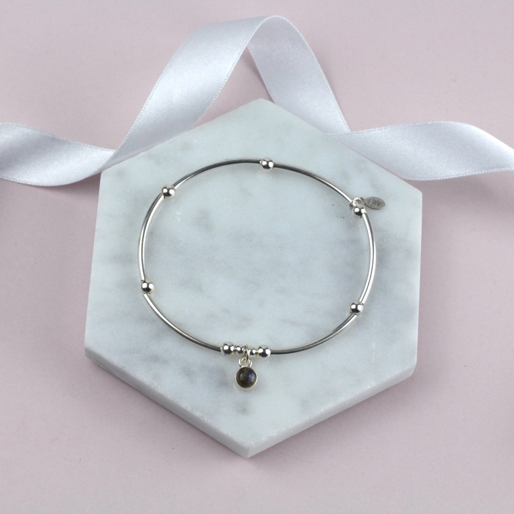 Nooball Bracelet Silver Labradorite Charm | Sterling Silver 925 Stretch Bracelet | CeFfi Jewellery