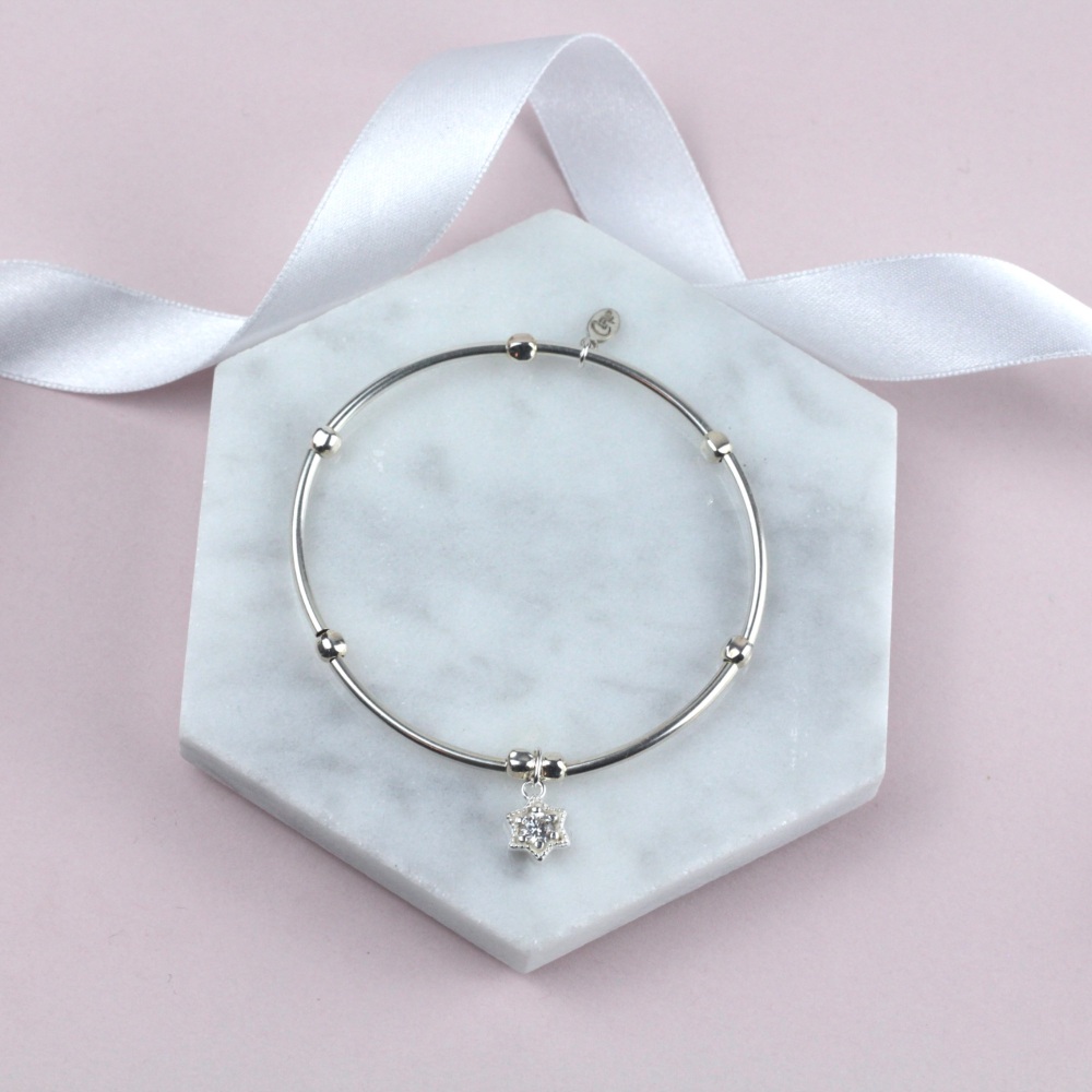Twinkling Nooball Bracelet Silver Sparkly Star Charm | Sterling Silver 925 Stretch Bracelet | CeFfi Jewellery