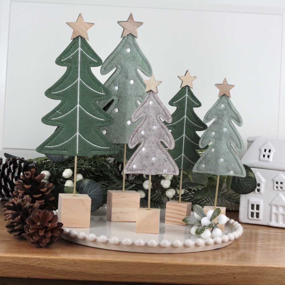 Green Felt Tree Decoration with Wooden Base Large