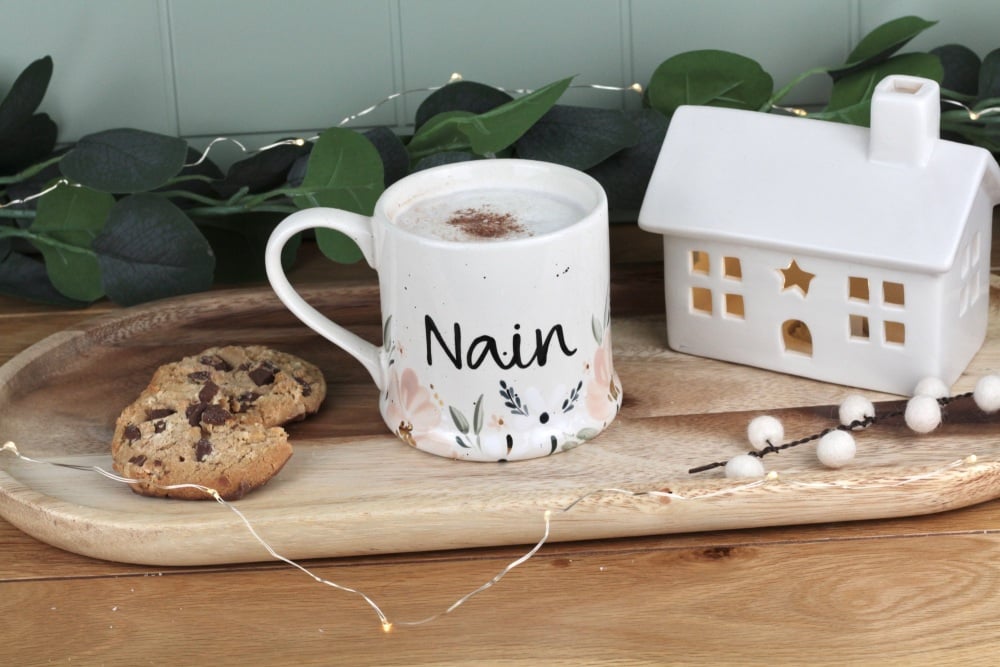 Mwg Nain Blodeuog | Welsh Nan Blossom Mug