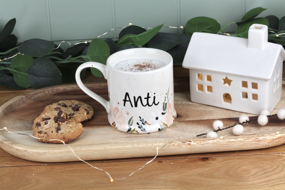 Mwg Anti Blodeuog | Welsh Auntie Blossom Mug
