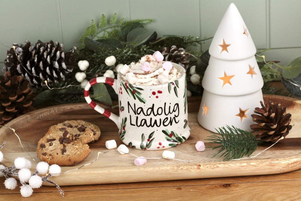 Mwg Nadolig Llawen | Welsh Merry Christmas Spriggy Mug