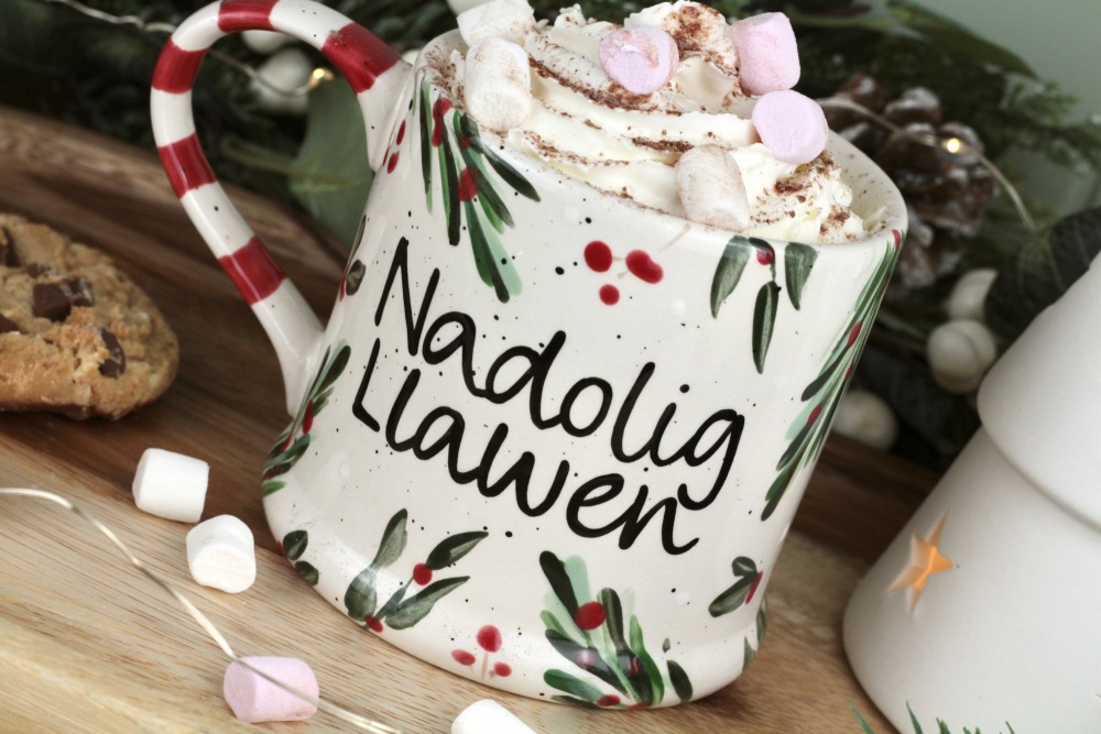 Mwg Nadolig Llawen | Welsh Merry Christmas Spriggy Mug