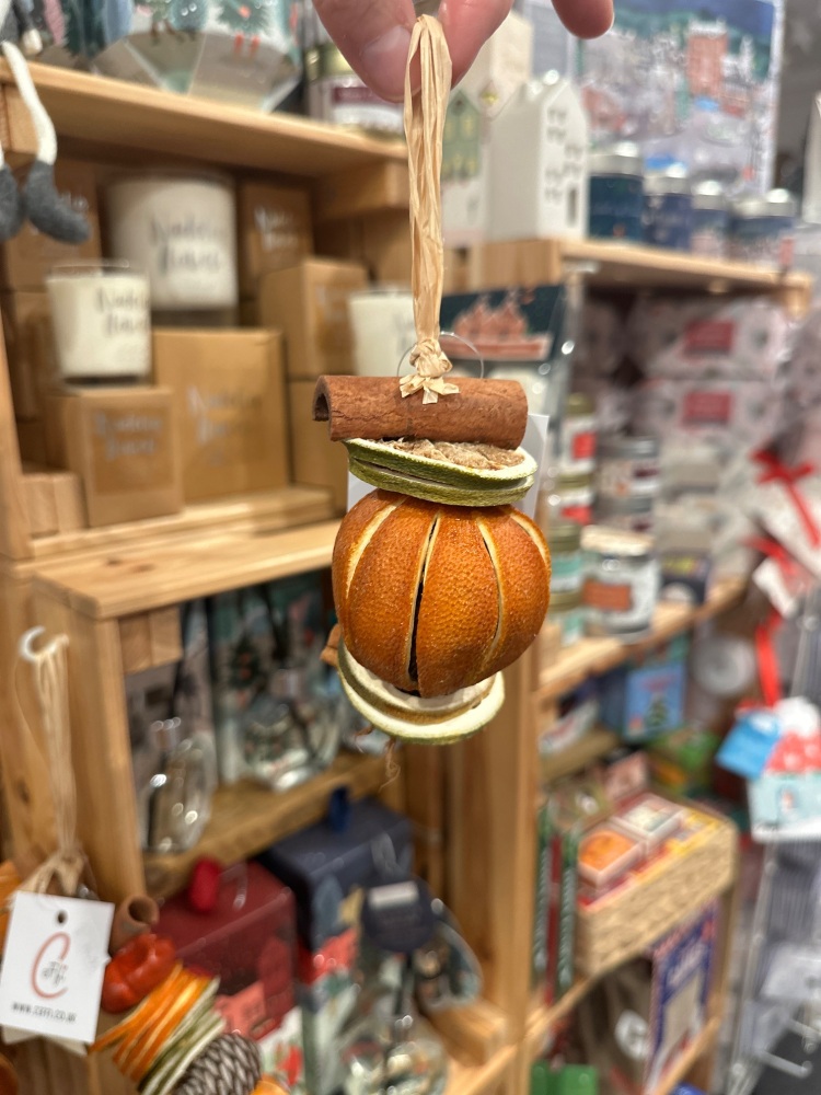 Cinnamon, Fruit & Oranges Christmas Scented Mini Garland