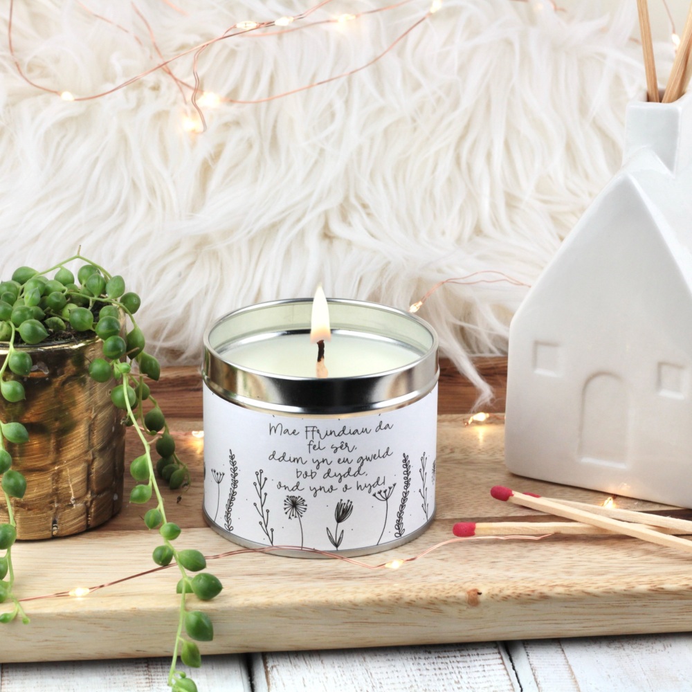 Cannwyll Ffrindiau fel s&ecirc;r Blodeuog | Welsh Friends are like stars Doodle Flowers Tin Candle