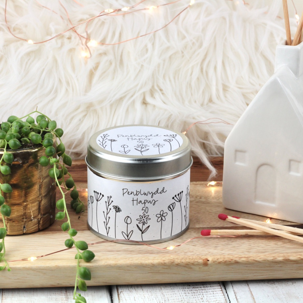 Cannwyll Penblwydd Hapus 50 Blodeuog | Welsh Happy Birthday 50 Doodle Flowers Tin Candle