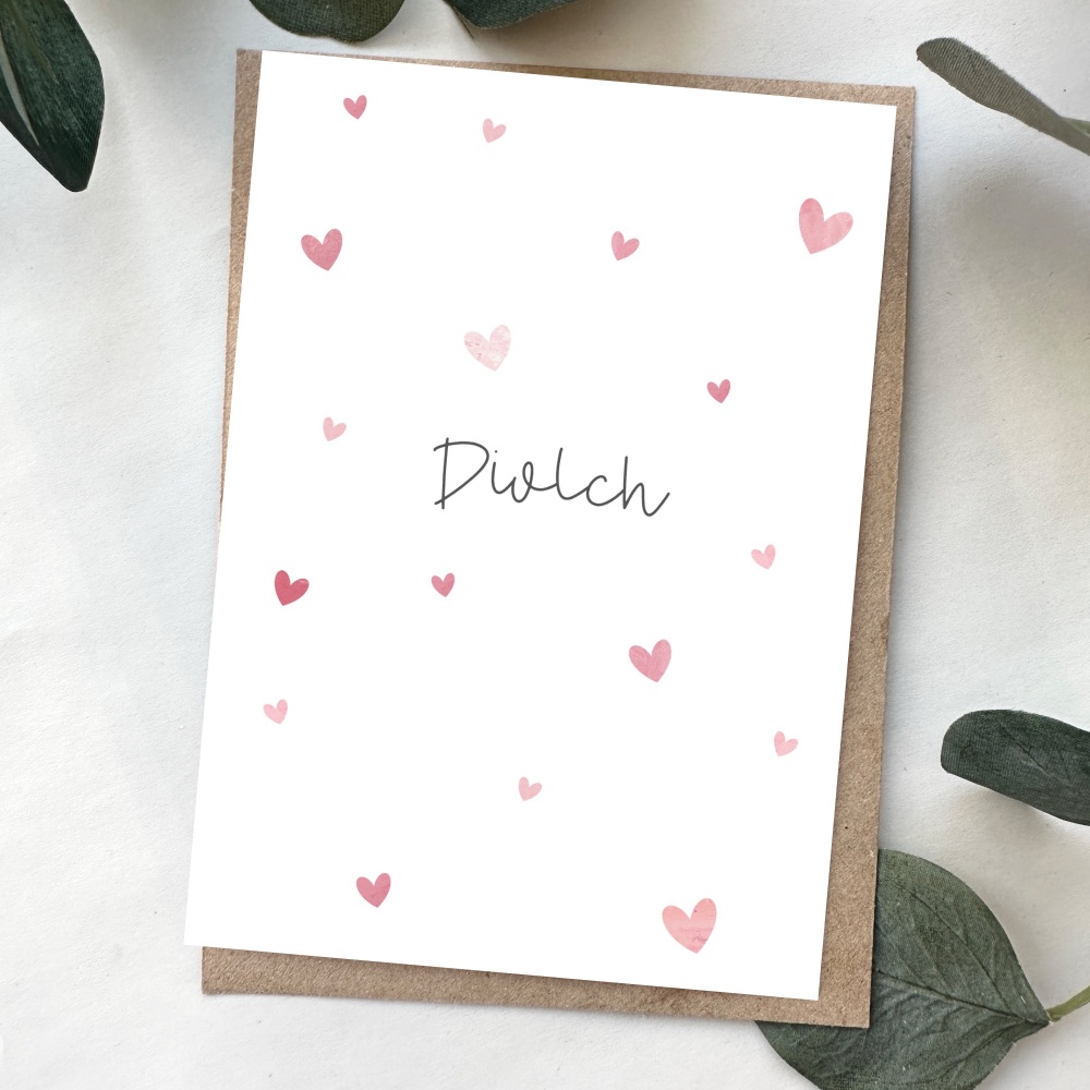 Cerdyn Diolch Calonnog Pinc Bach | Welsh Thank you Dotty Hearts Card
