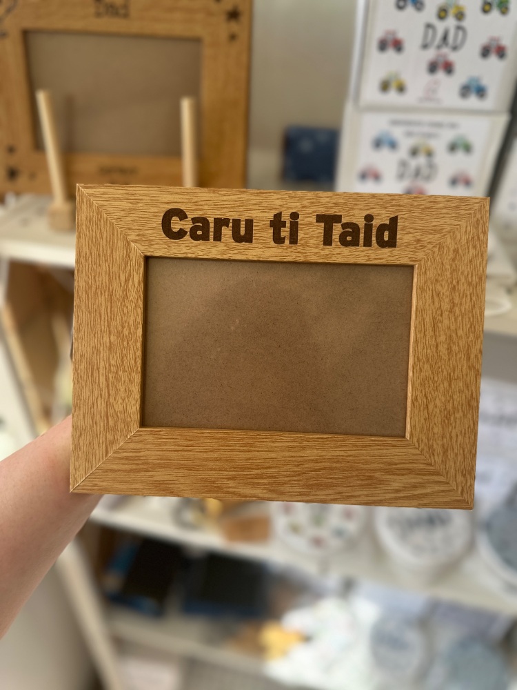 Caru ti Taid Ffr&acirc;m Llun | Welsh Love You Grandad Photo Frame