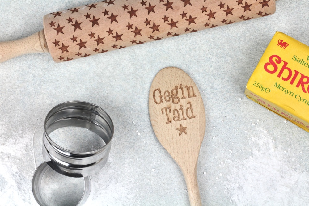 Llwy Bren Gegin Taid | Welsh Grandad's Kitchen Wooden Spoon