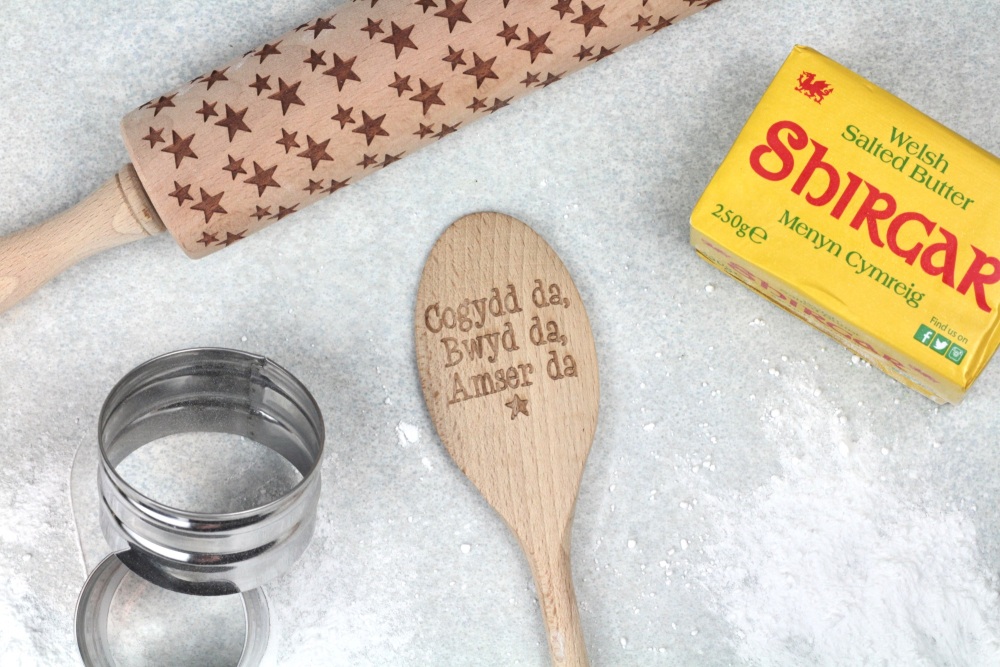 Llwy Bren Cogydd da, Bwyd da, Amser da  | Welsh Good Food, Good Chef, Good Time Wooden Spoon