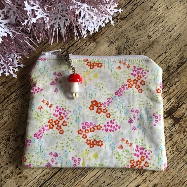 Coin Cards or Jewellery Purse - Soft cotton fabric Flowers and Toadstools