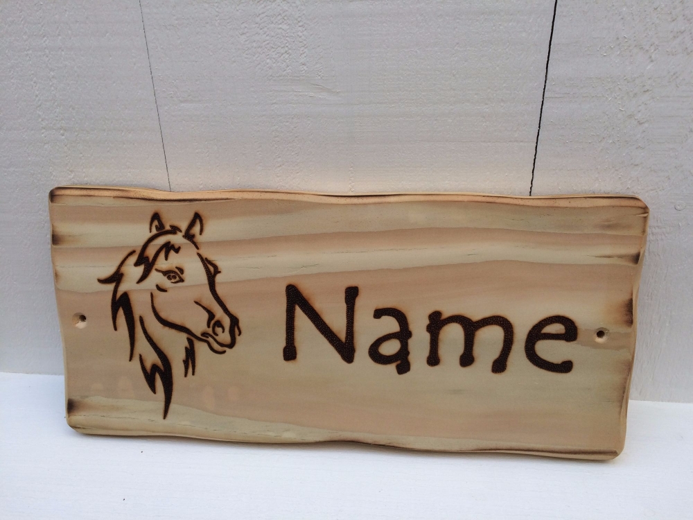 Horse Name - Style No.1 - 32cm x 15cm