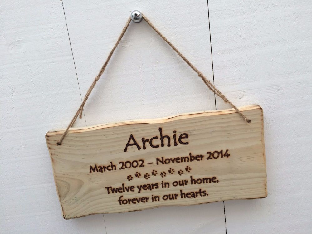 Pet Memorial - 32cm x 15cm