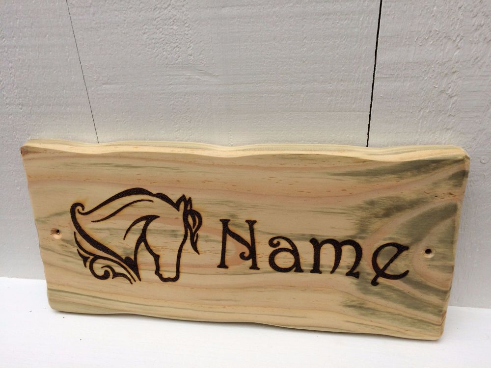 Horse Name - Style No.4 - 32cm x 15cm