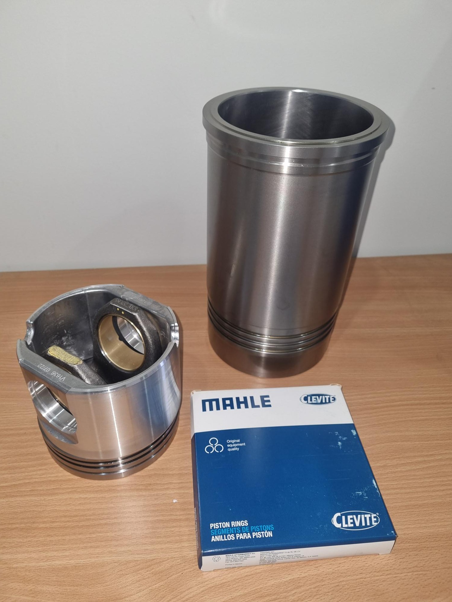 MAHLE Wholesaler for Parts for Caterpillar Truck Engines 6NZ and 9NZ Australia.jpg