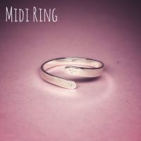 Adjustable Midi Ring