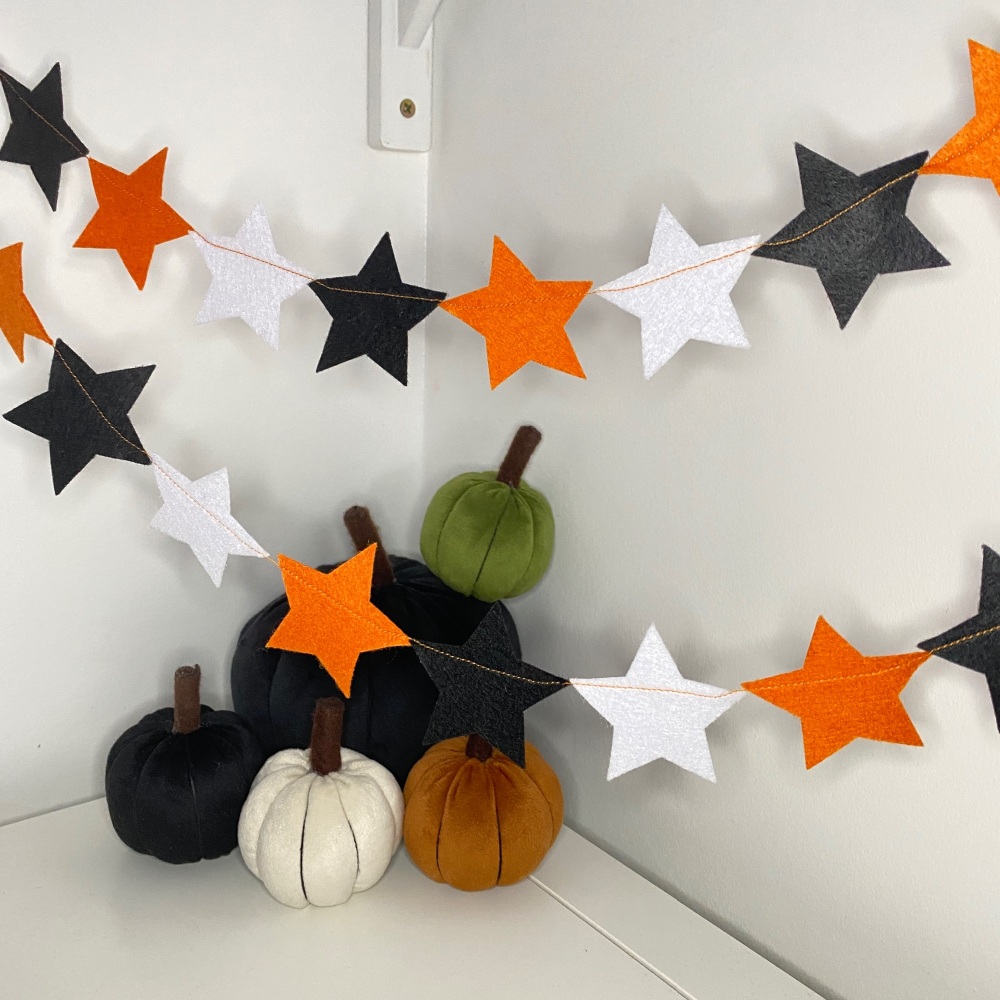 White/Black/Orange Star Halloween Garland