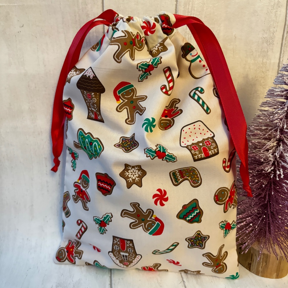 Cream Gingerbread Character Christmas Drawstring Reusable Gift Bag - MEDIUM