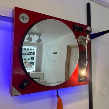 Candy Red Turntable light