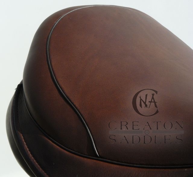 Black Basculare Saddle 