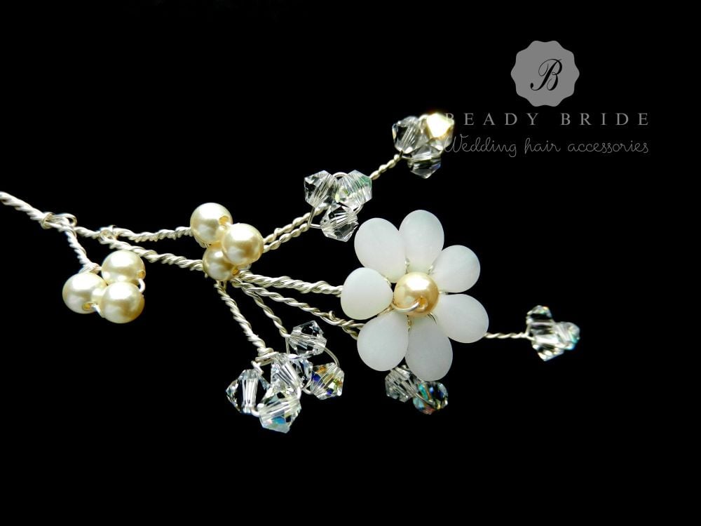 Lorraine-wedding-hair-pin-accessory-by Beady Bride-UK (4)