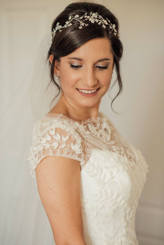Cheltenham-&-gloucestershire bridal-hair-stylist-&-Hair-accessories-Cotswolds