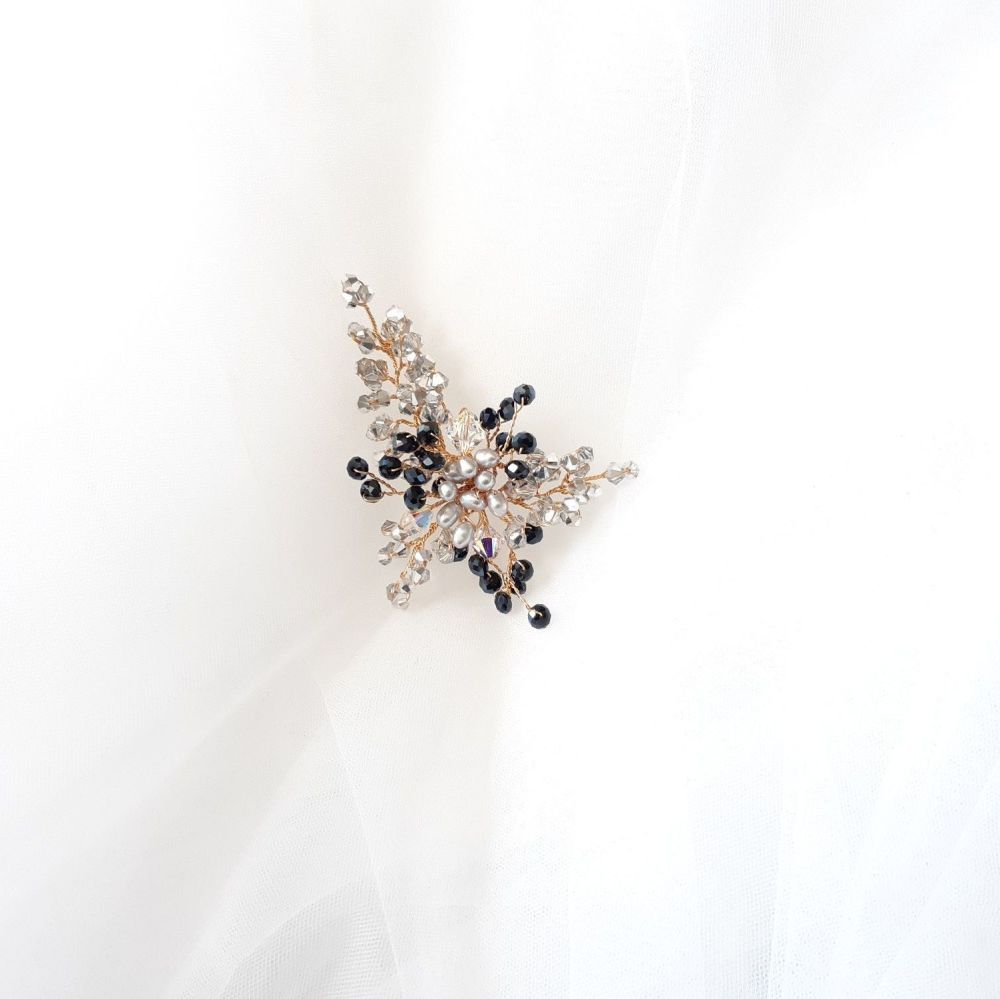 0A-BBS-Heidi-Grey pearl and Swarovski crystal hair accessory