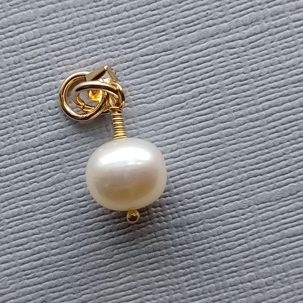 Fresh water pearl pendant-FWP8-9-Ivory