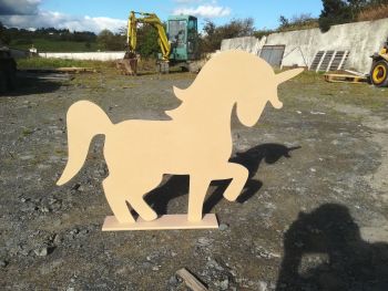 Large 3ft 900mm high Freestanding Unicorn 12mm Thick With Base